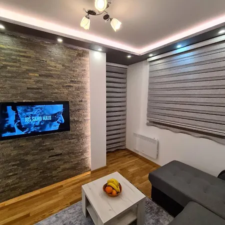 Moni Lux Apartmán *