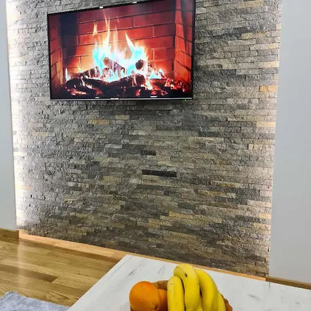 Moni Lux Apartament *