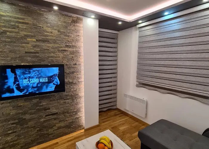 Moni Lux 아파트 *