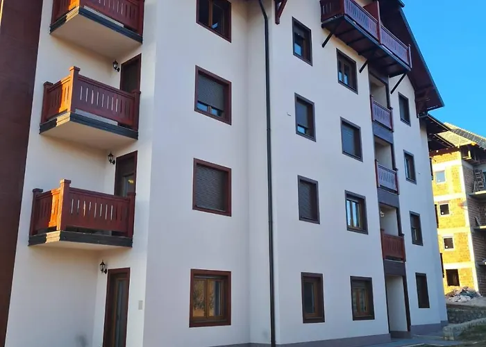 Moni Lux * 즐라티보