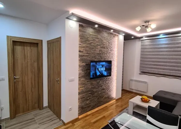 Moni Lux 아파트 *